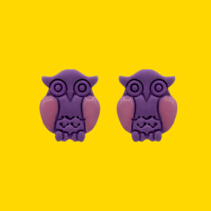 buho morado alas rosas