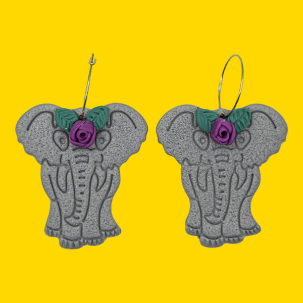 elefanta gris aro dorado