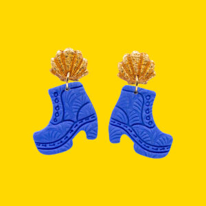 zocas azules pin concha oro