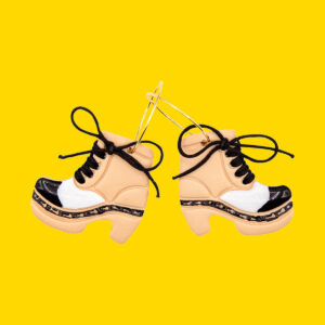 zocas beige con cordon negro